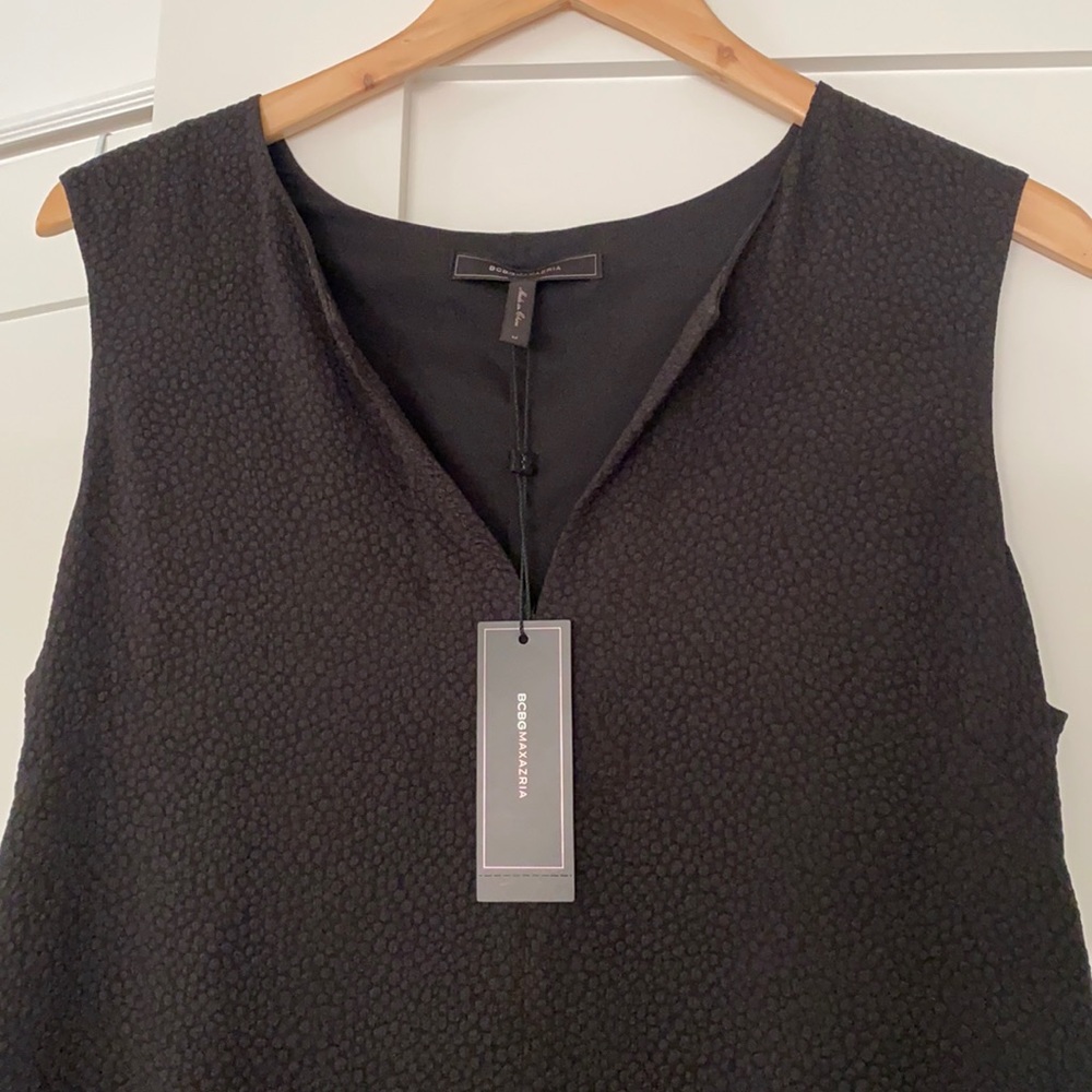 NWT New With Tags BCBG Black Cocktail Dress Size M Flattering Wrinkle Resistant